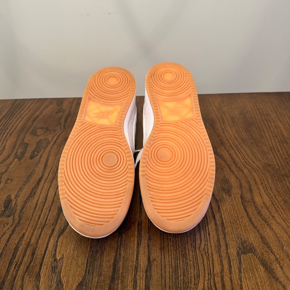 Brand new Nike Court Vision Low Whisper Gum - Picture 4 of 4